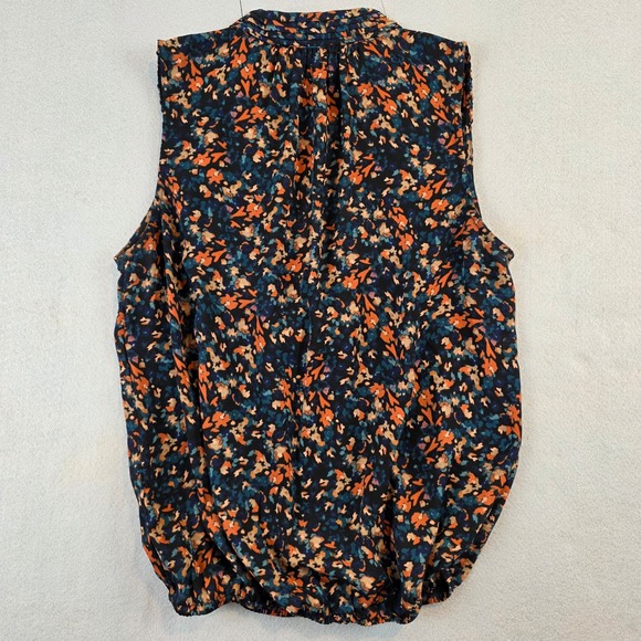 Evereve Womens Sleeveless V-Neck Blouse Multicolor Floral Smocked Top Small - Picture 10 of 11